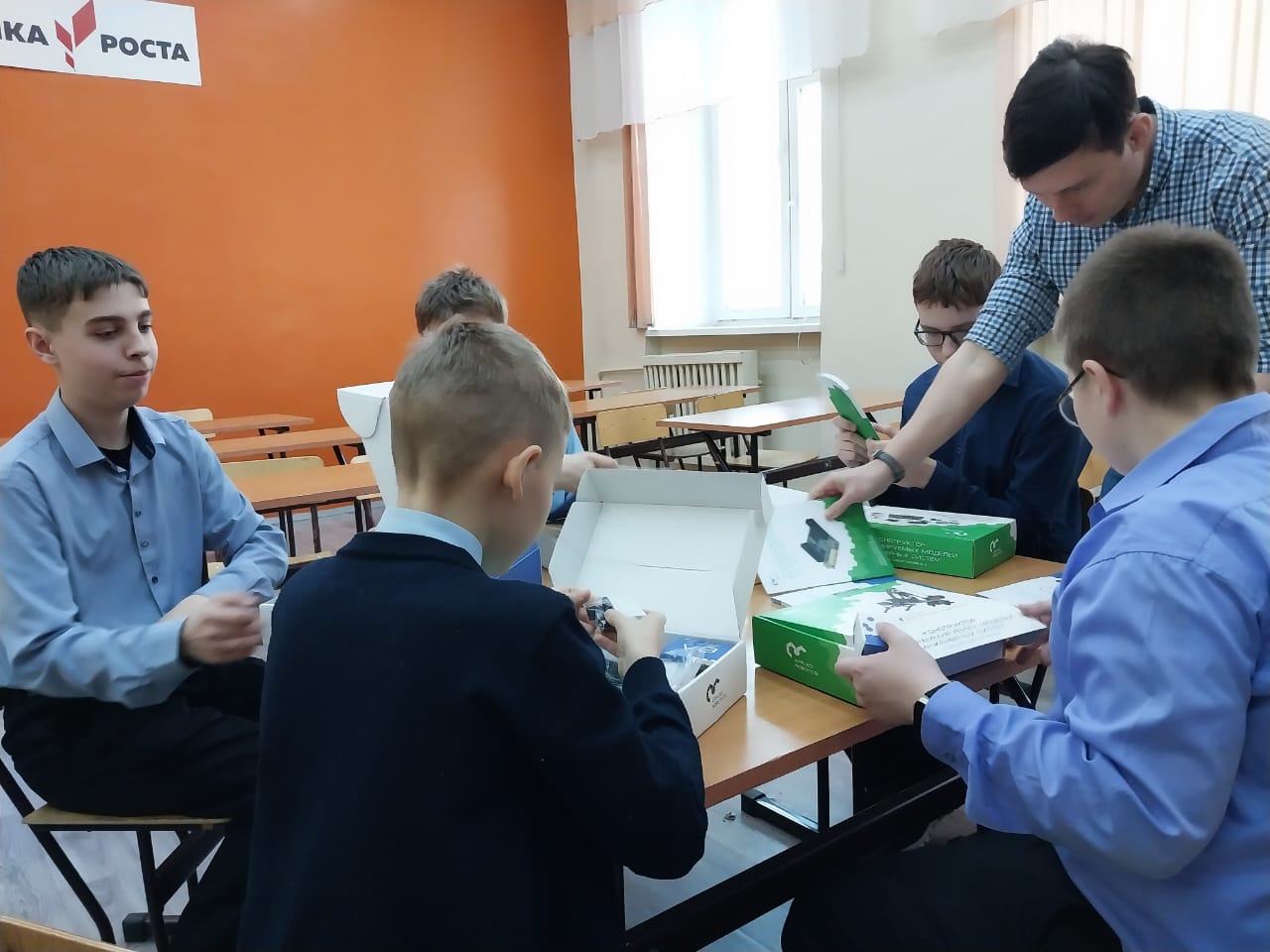 «Физические принципы построения роботов».